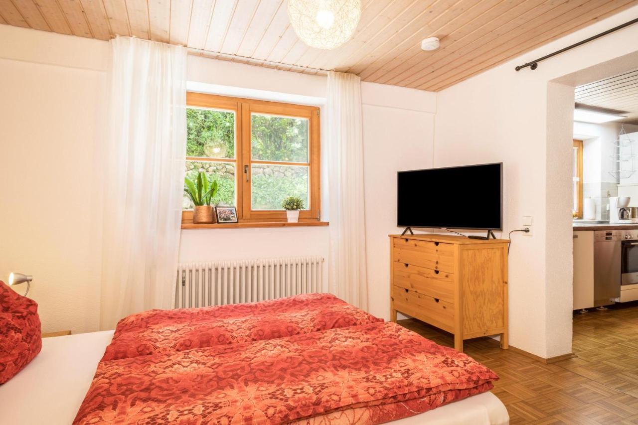 Haus Sonnenschein Gartentraum Apartment Bermatingen Bagian luar foto